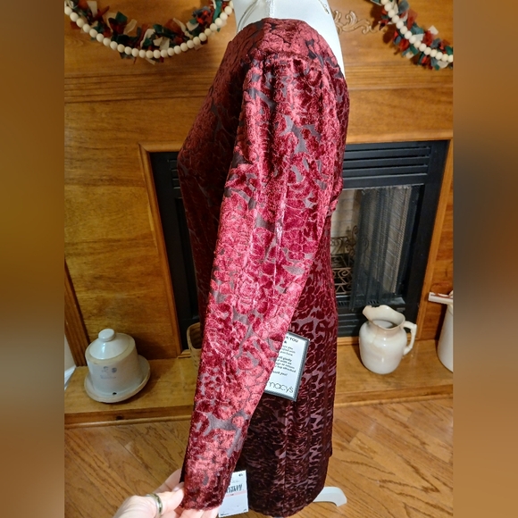 SLNY Floral Lace/Burnout Velvet Dress - Picture 2 of 6